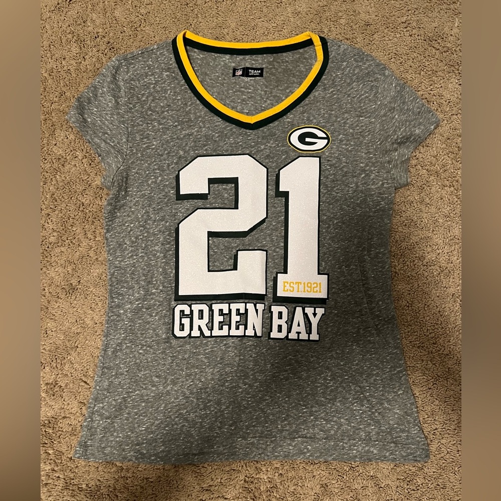 Green Bay Packers women’s shirt size small